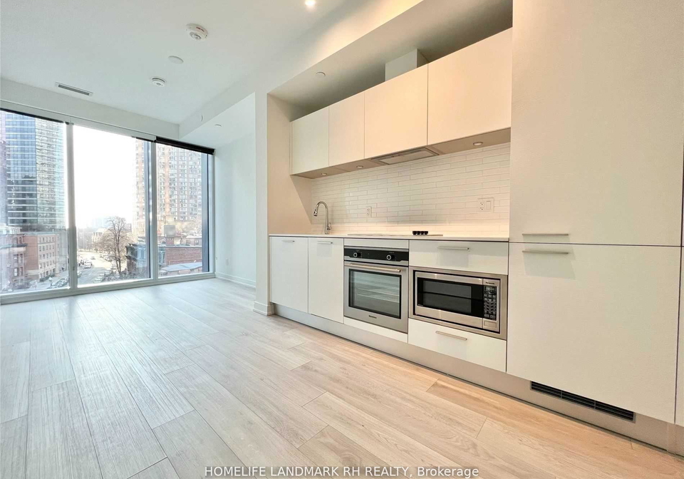3-gloucester-street-toronto-ontario-c12859088