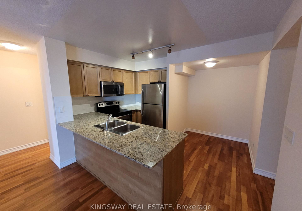 761-bay-street-toronto-ontario-c12859106