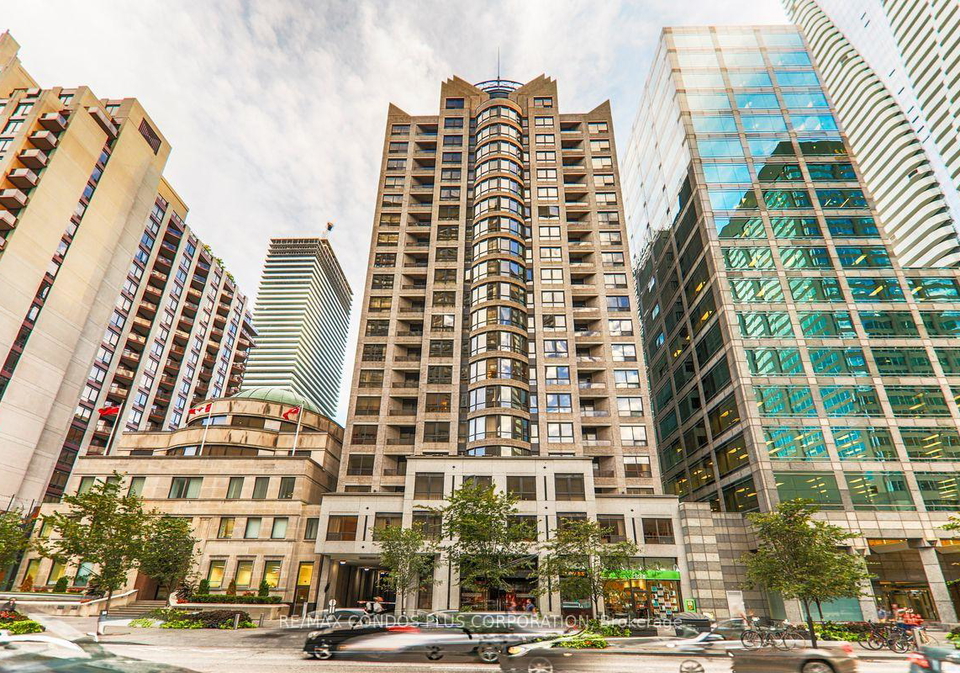 55-bloor-street-e-toronto-ontario-c12859172