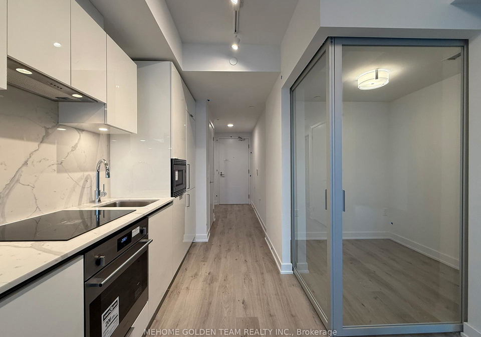 230-simcoe-street-toronto-ontario-c12859302