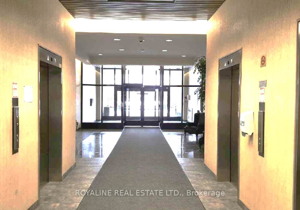 1-leaside-park-drive-n-east-york-ontario-c12859406
