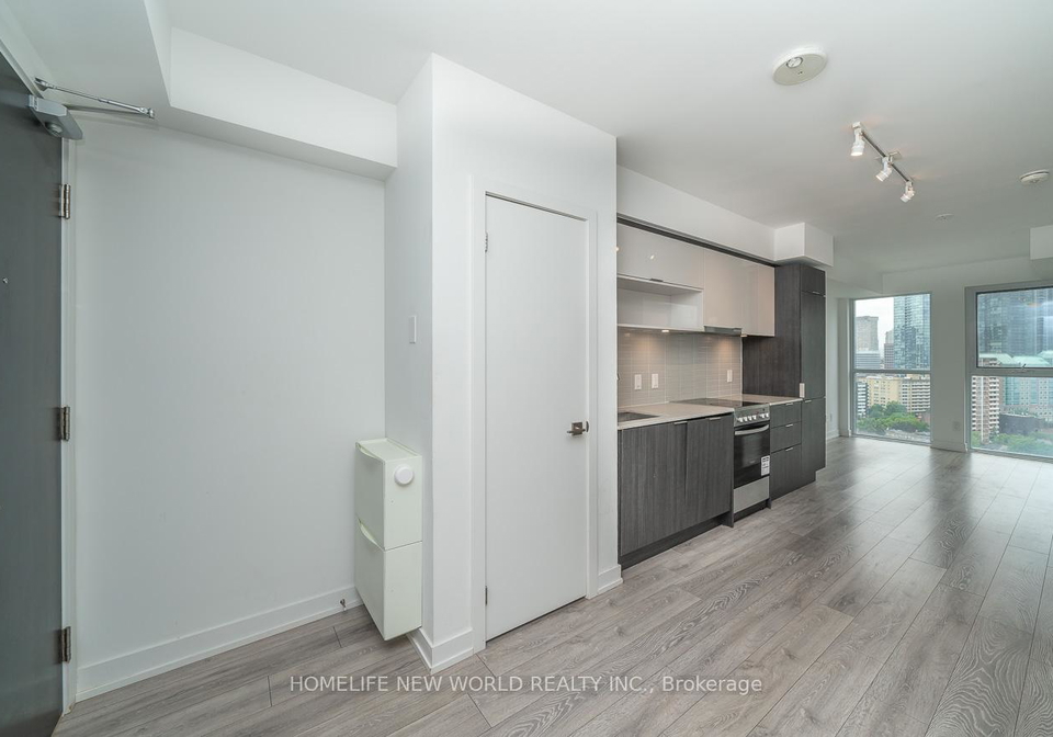 159-wellesley-street-e-toronto-ontario-c12859410