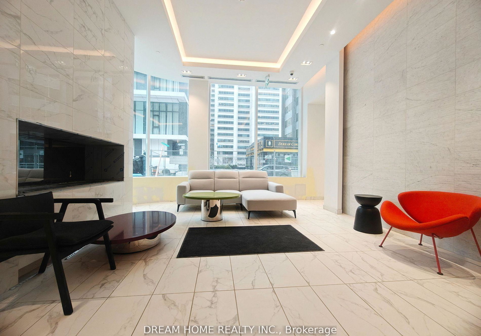 230-simcoe-street-toronto-ontario-c12859434