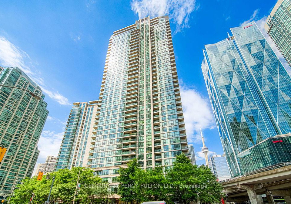 16-yonge-street-toronto-ontario-c12859492