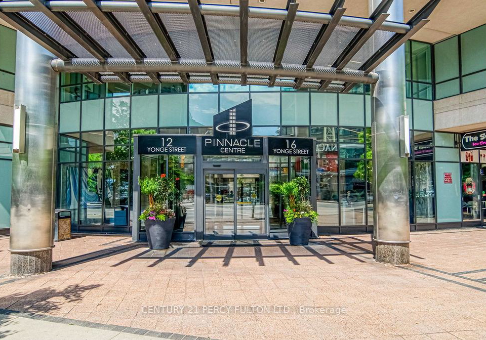 16-yonge-street-toronto-ontario-c12859492