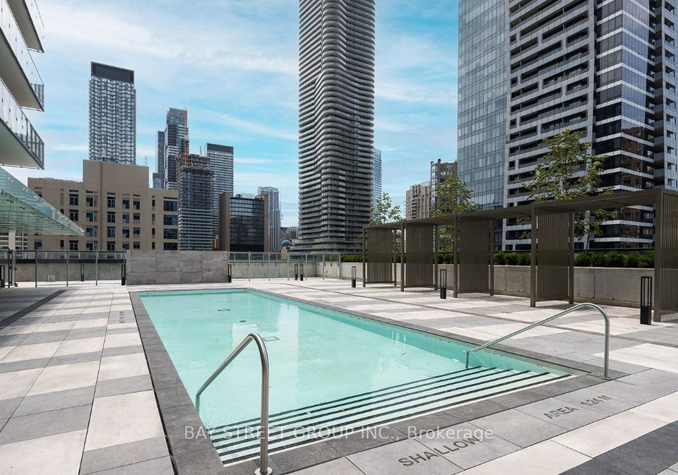 3-gloucester-street-toronto-ontario-c12859736
