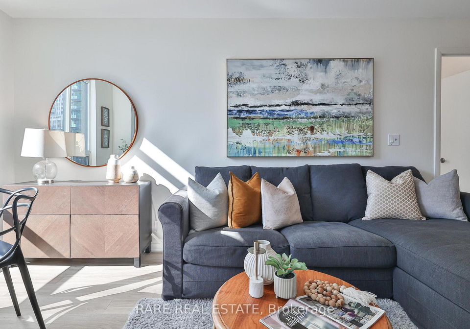 231-fort-york-boulevard-toronto-ontario-c12859764