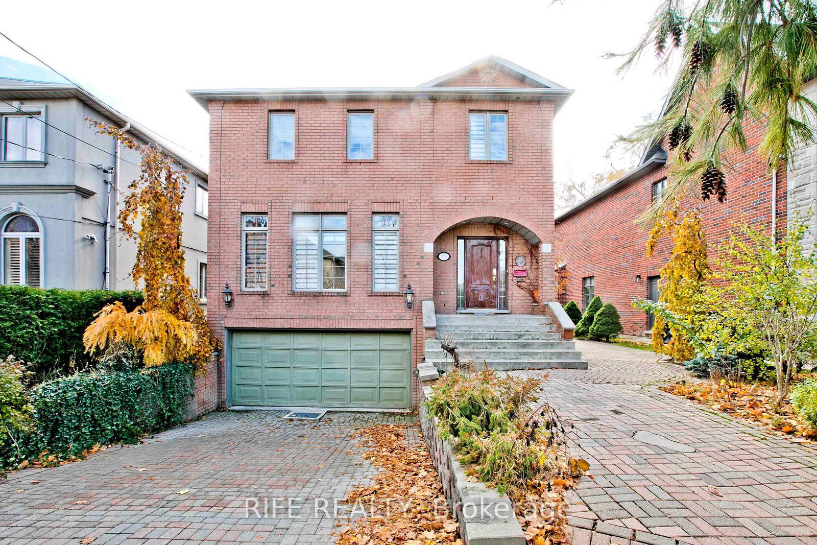 573-old-orchard-grove-toronto-ontario-c12859800