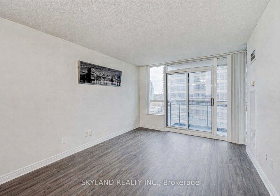 18-parkview-avenue-north-york-ontario-c12859962