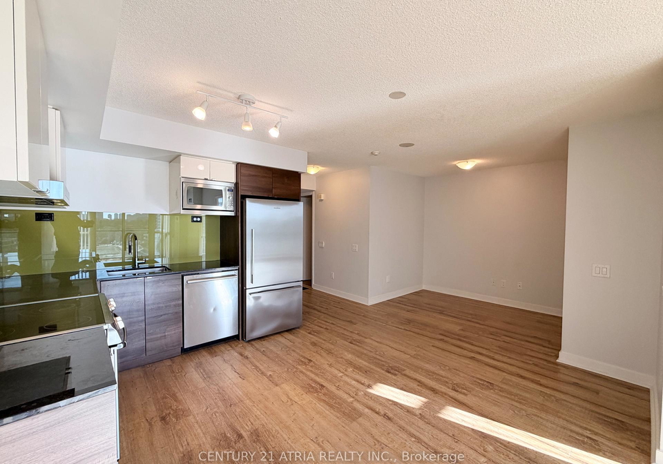 121-mcmahon-drive-north-york-ontario-c12859982