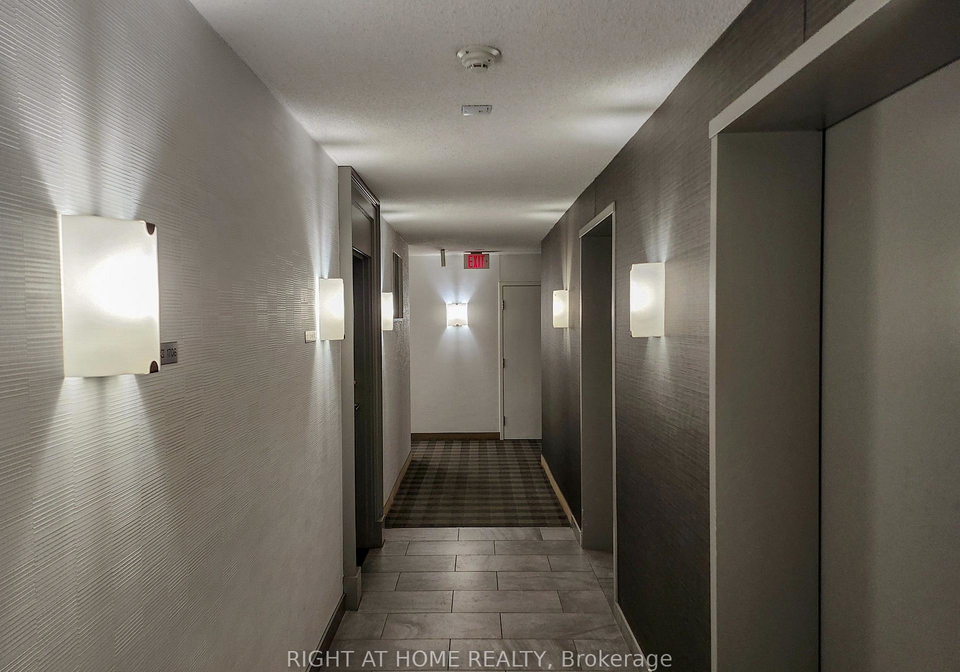 28-harrison-garden-boulevard-north-york-ontario-c12860066