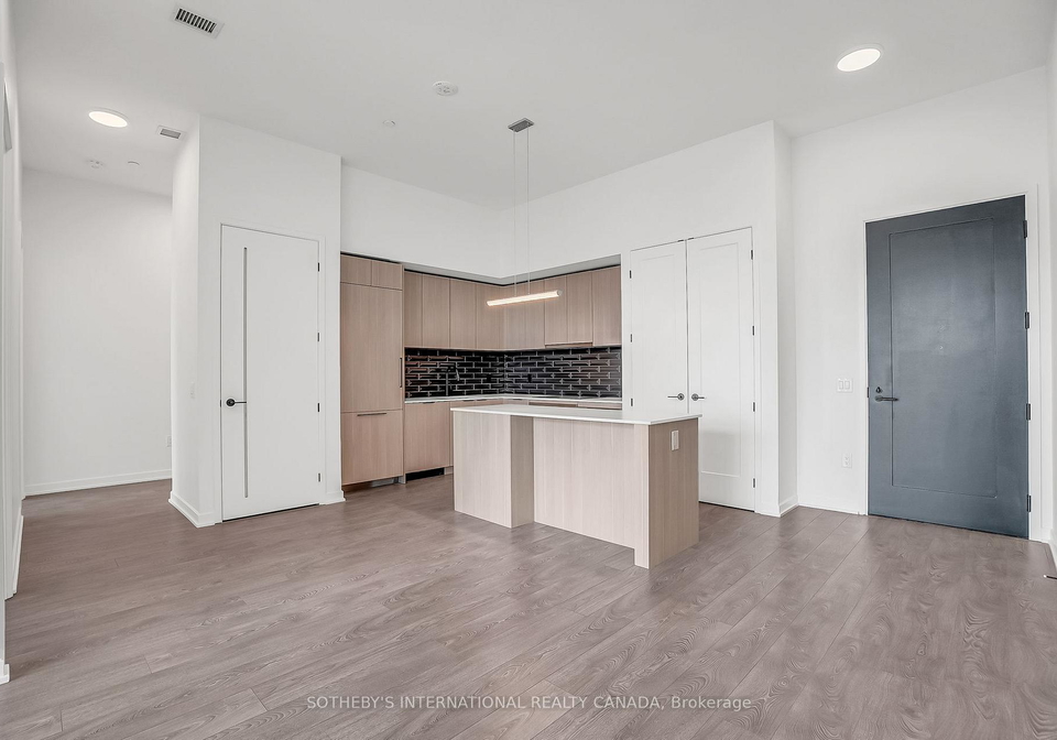 88-bathurst-street-toronto-ontario-c12860242
