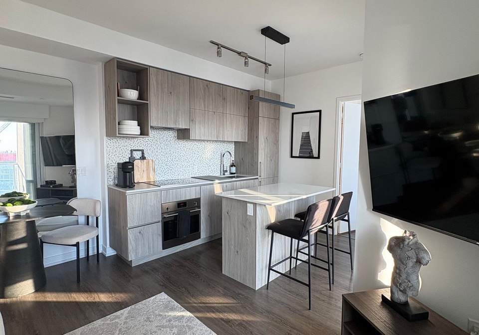 1-yorkville-avenue-toronto-ontario-c12860586