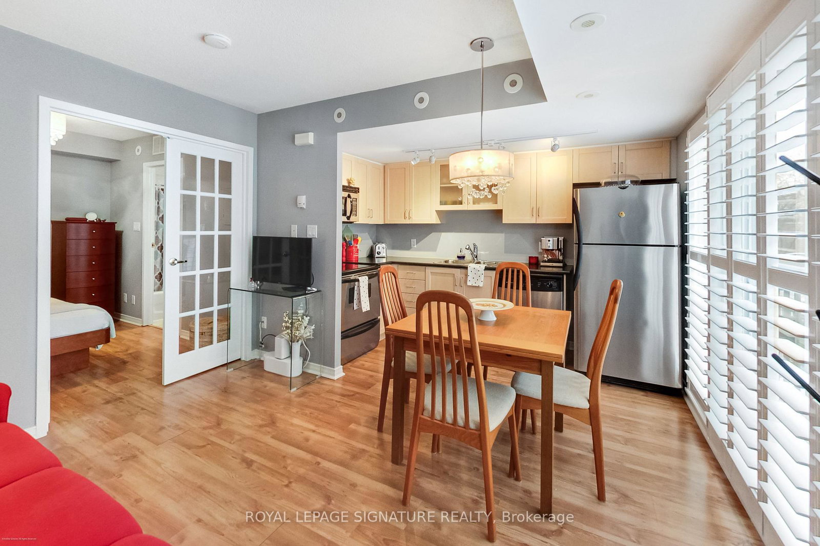 38-western-battery-road-toronto-ontario-c12860682