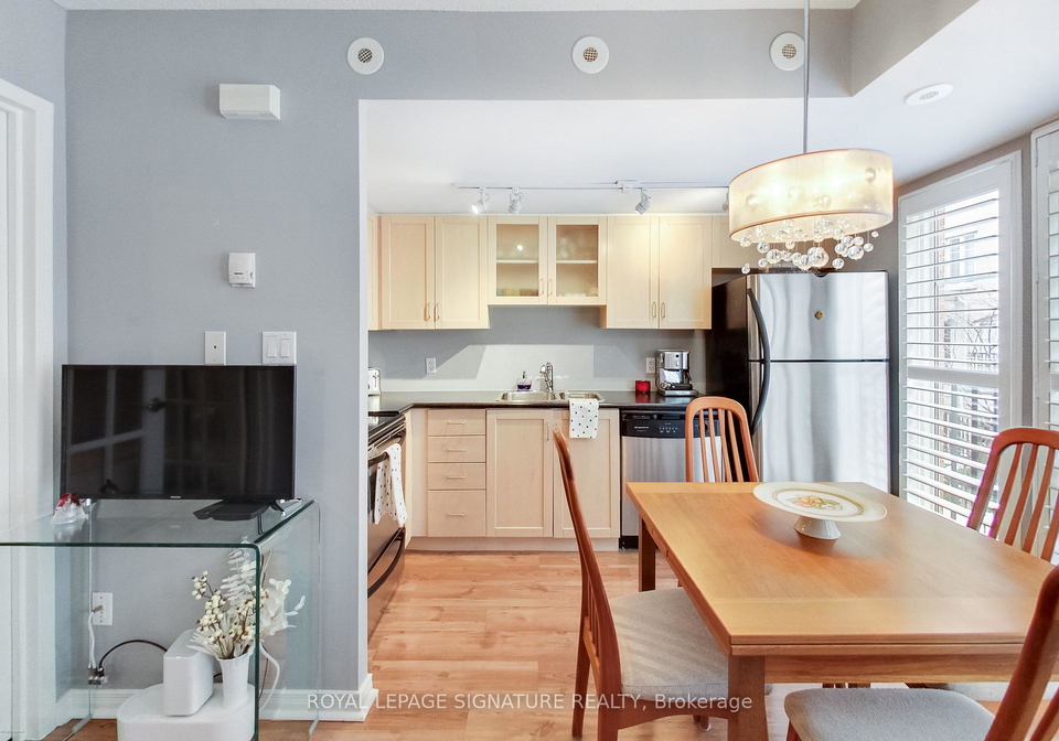 38-western-battery-road-toronto-ontario-c12860682