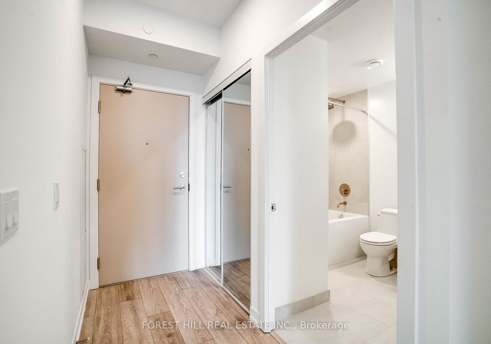 2020-bathurst-street-toronto-ontario-c12860704