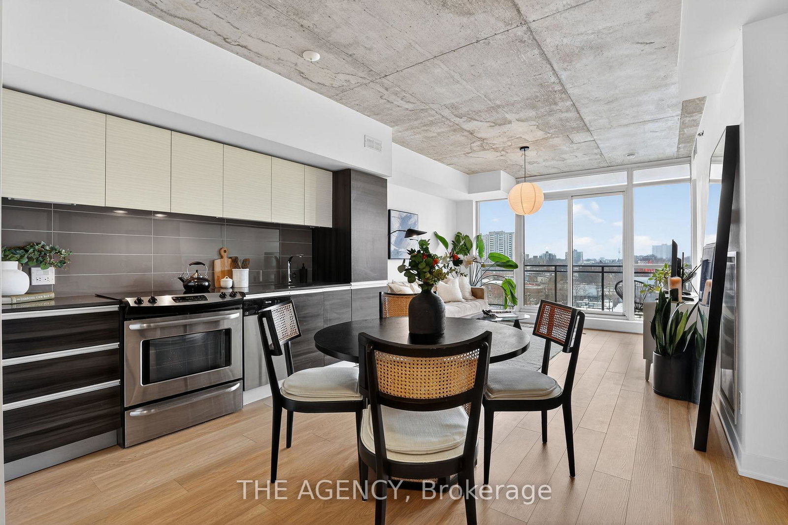 20-minowan-miikan-lane-toronto-ontario-c12860762