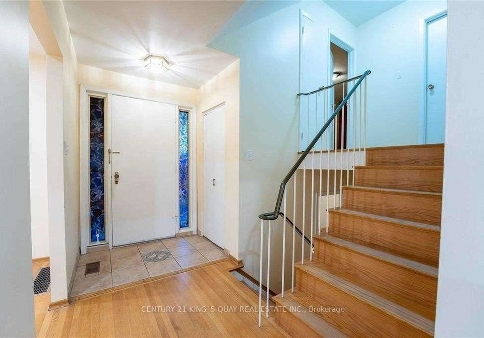 7-ennismore-place-north-york-ontario-c12860874