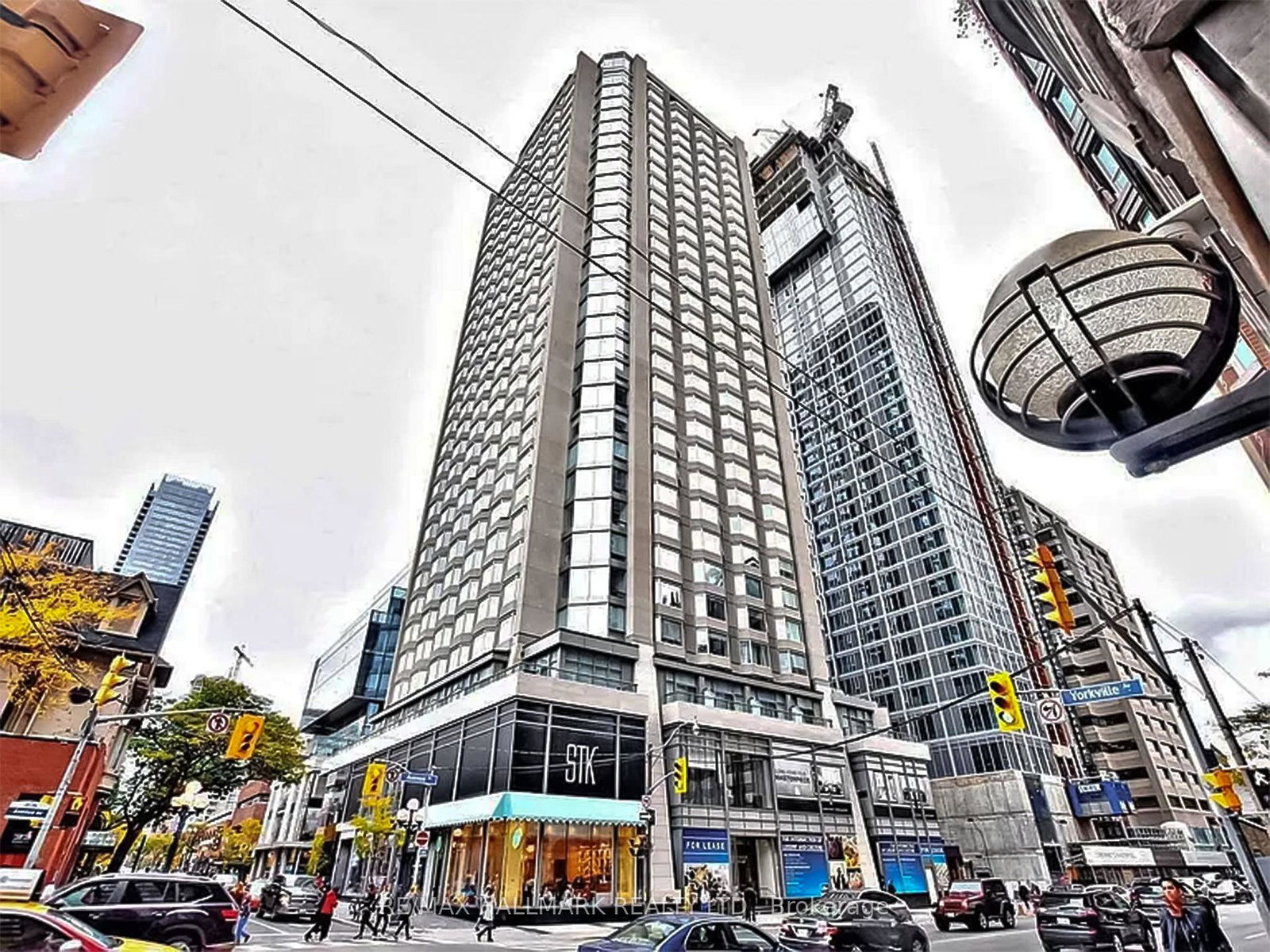 155-yorkville-avenue-toronto-ontario-c12861048