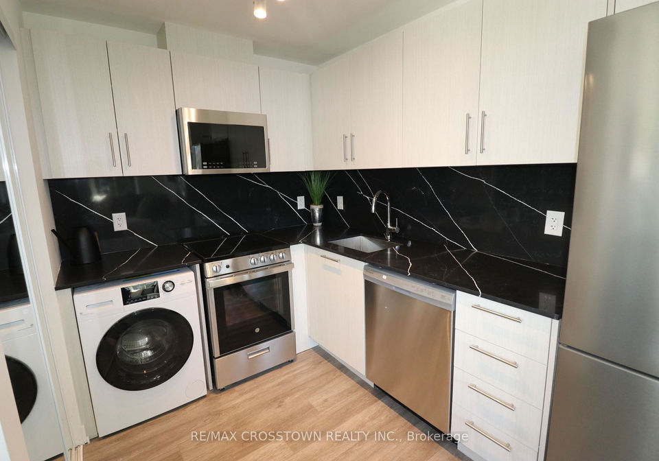 57861-sheppard-avenue-w-toronto-ontario-c12861100