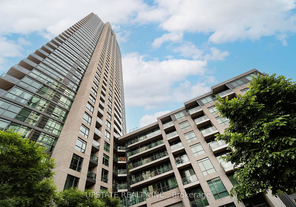 215-fort-york-boulevard-toronto-ontario-c12861300