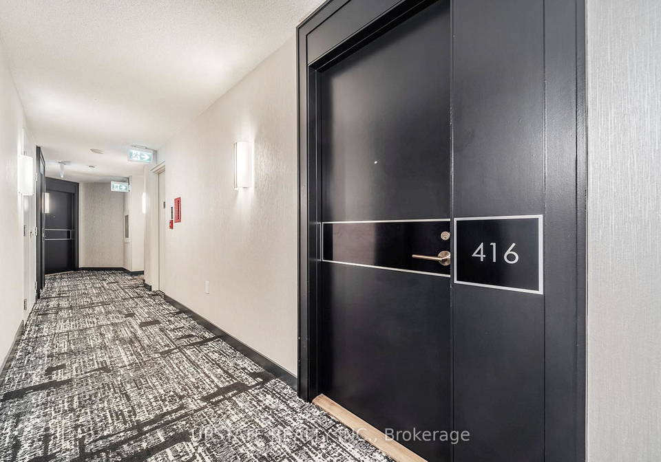215-fort-york-boulevard-toronto-ontario-c12861300