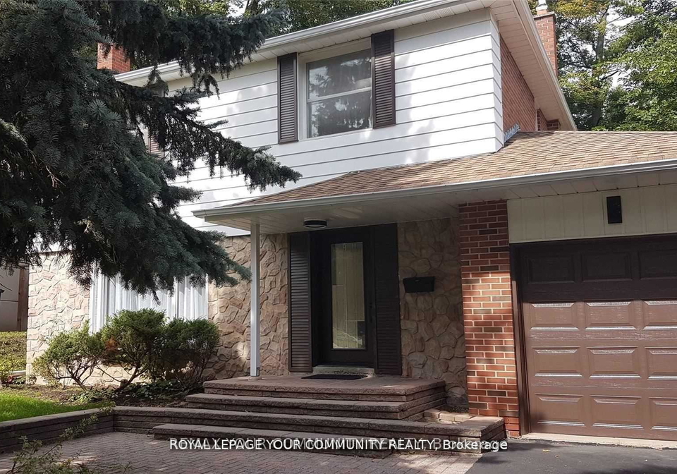 32-shouldice-court-north-york-ontario-c12861348