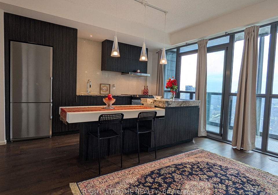101-charles-street-e-toronto-ontario-c12861378