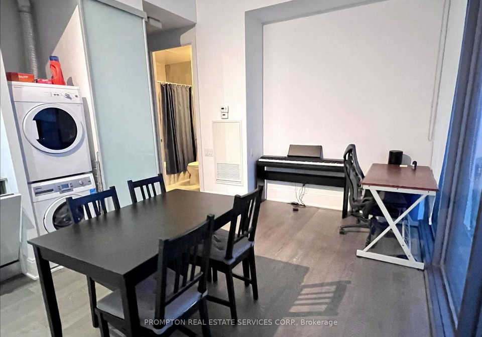 42-charles-street-e-toronto-ontario-c12861596