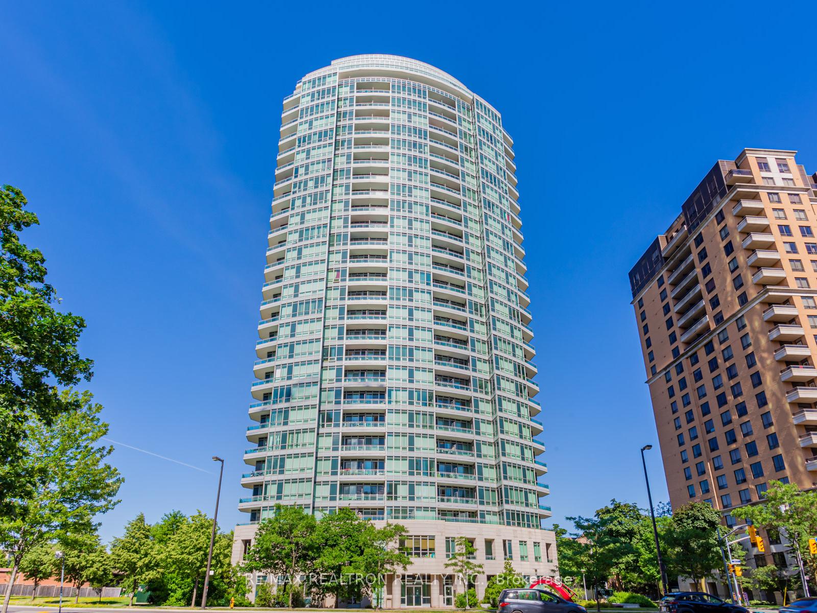 60-byng-avenue-north-york-ontario-c12861696