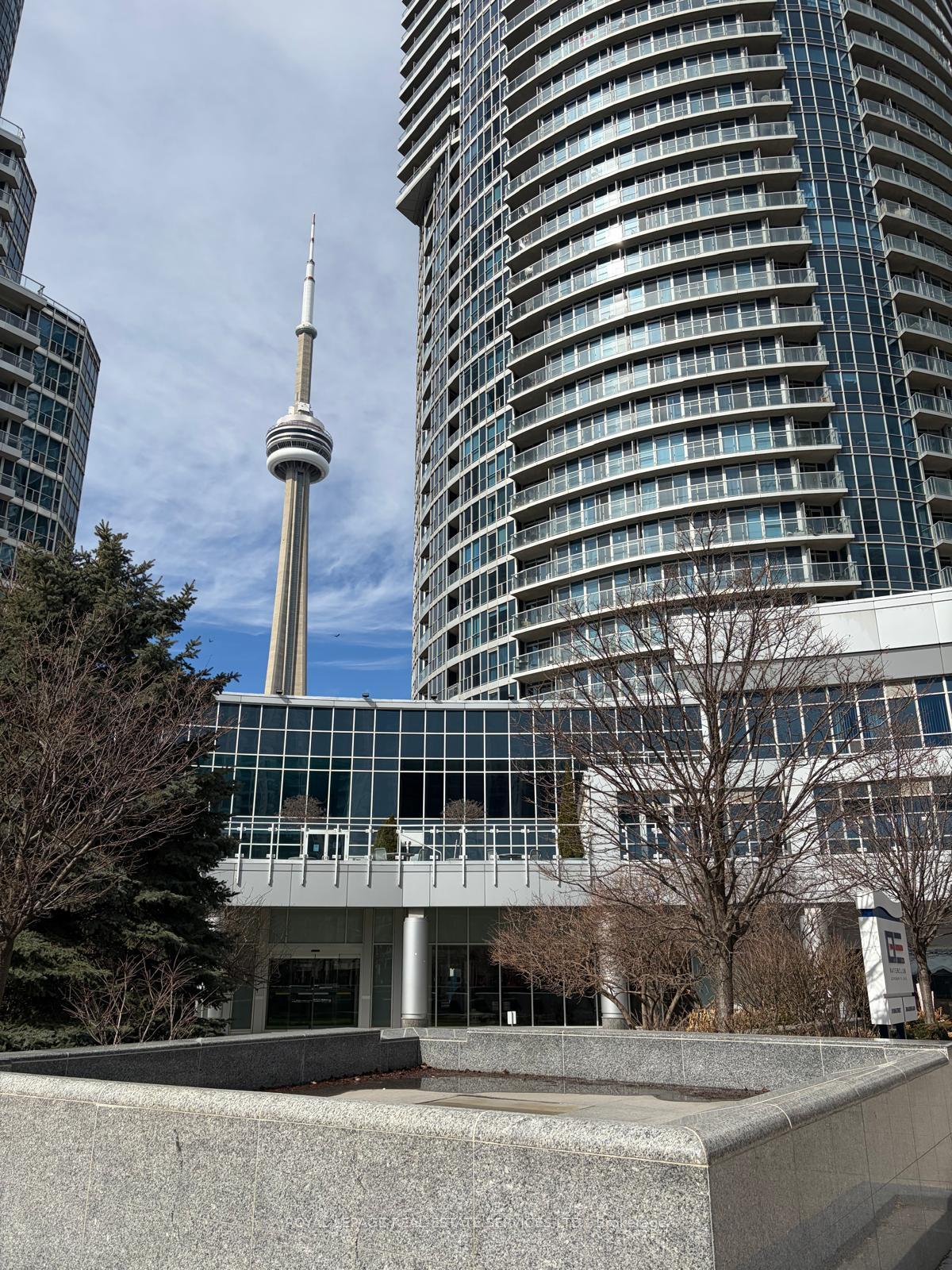 8-york-street-toronto-ontario-c12861806