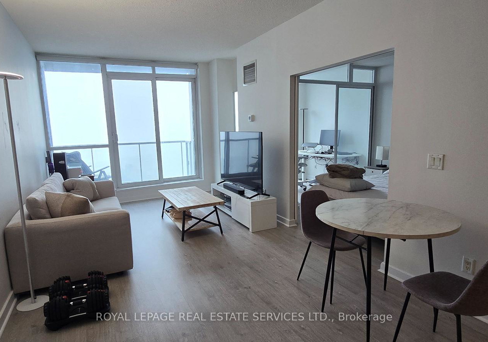 8-york-street-toronto-ontario-c12861806