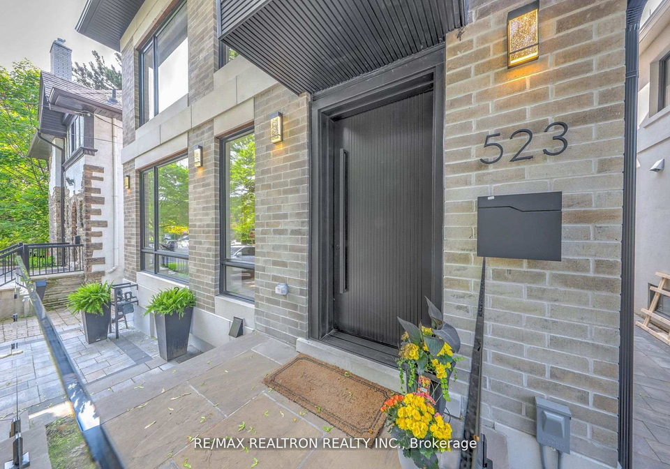 523-briar-hill-avenue-toronto-ontario-c12861834