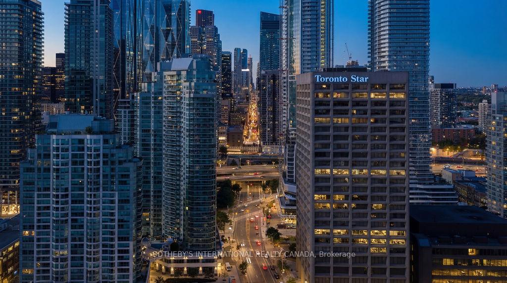 10-yonge-street-toronto-ontario-c12862172