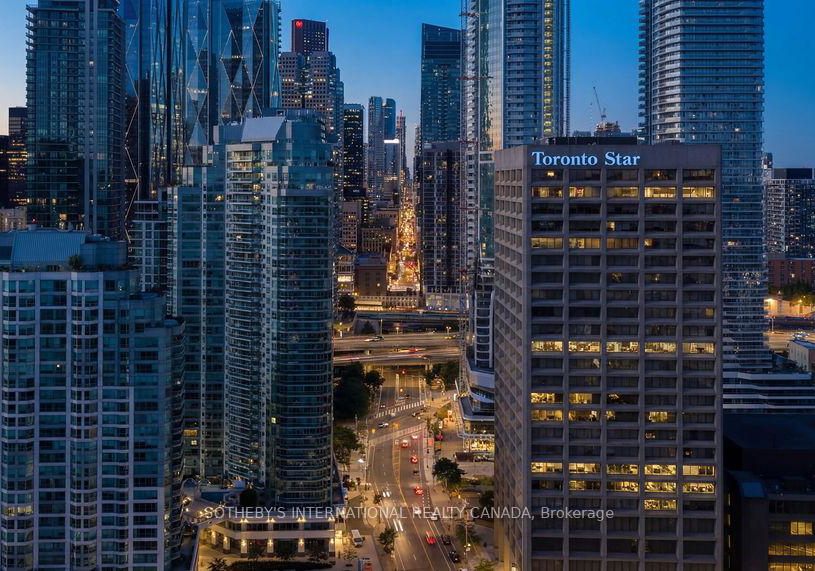 10-yonge-street-toronto-ontario-c12862172
