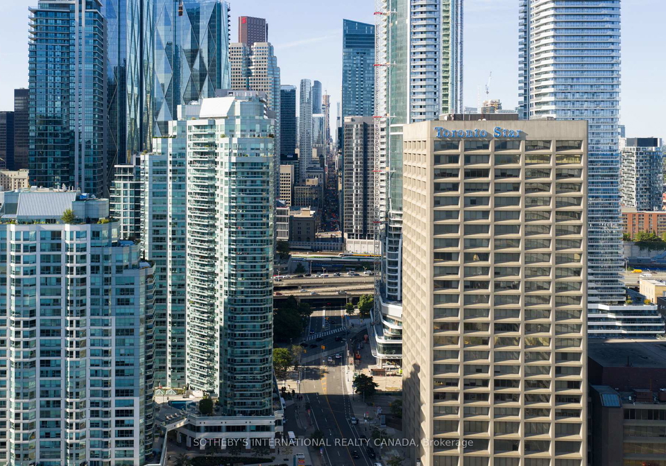 10-yonge-street-toronto-ontario-c12862172