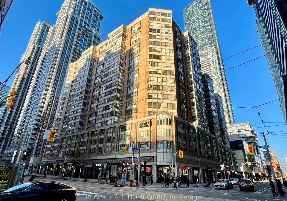 711-bay-street-toronto-ontario-c12862436