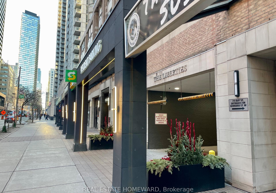 711-bay-street-toronto-ontario-c12862436