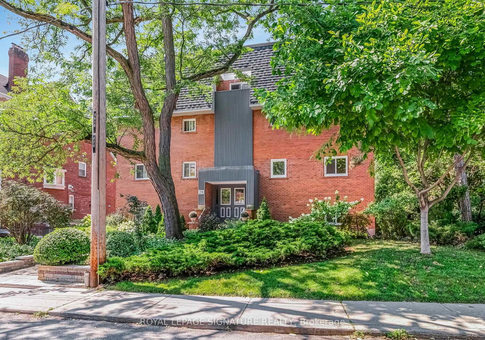 2admiral-road-toronto-ontario-c12862454