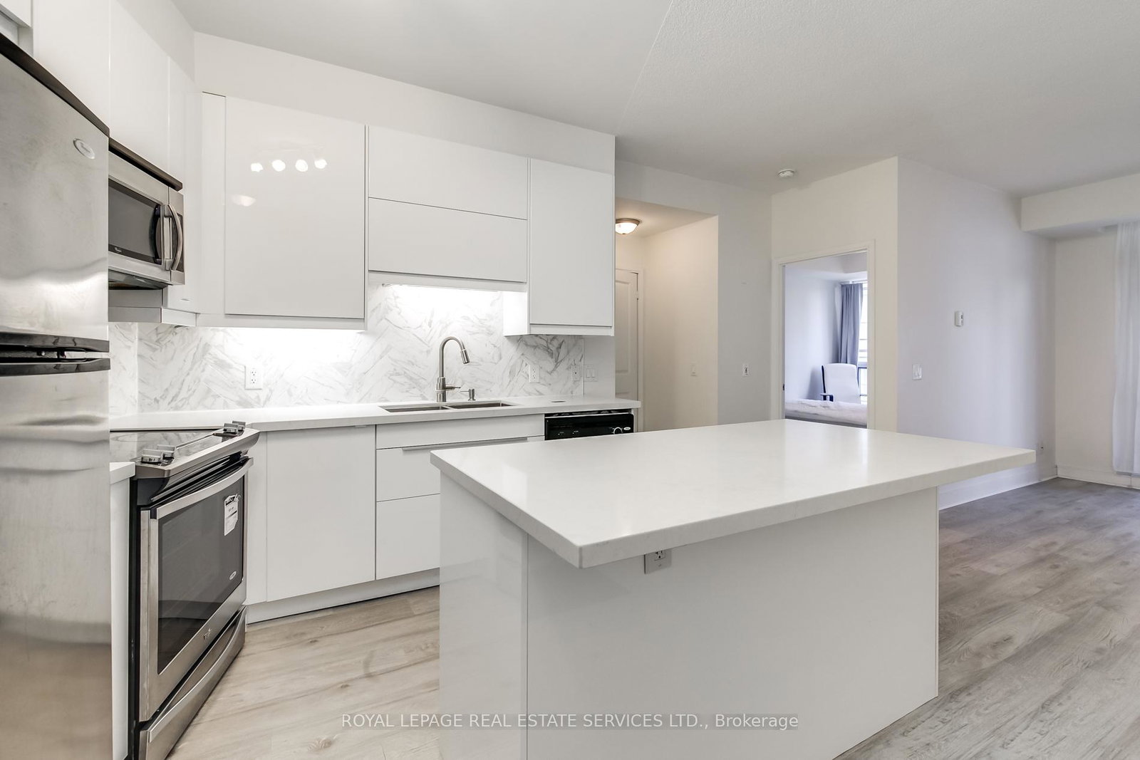 1-scott-street-toronto-ontario-c12863186