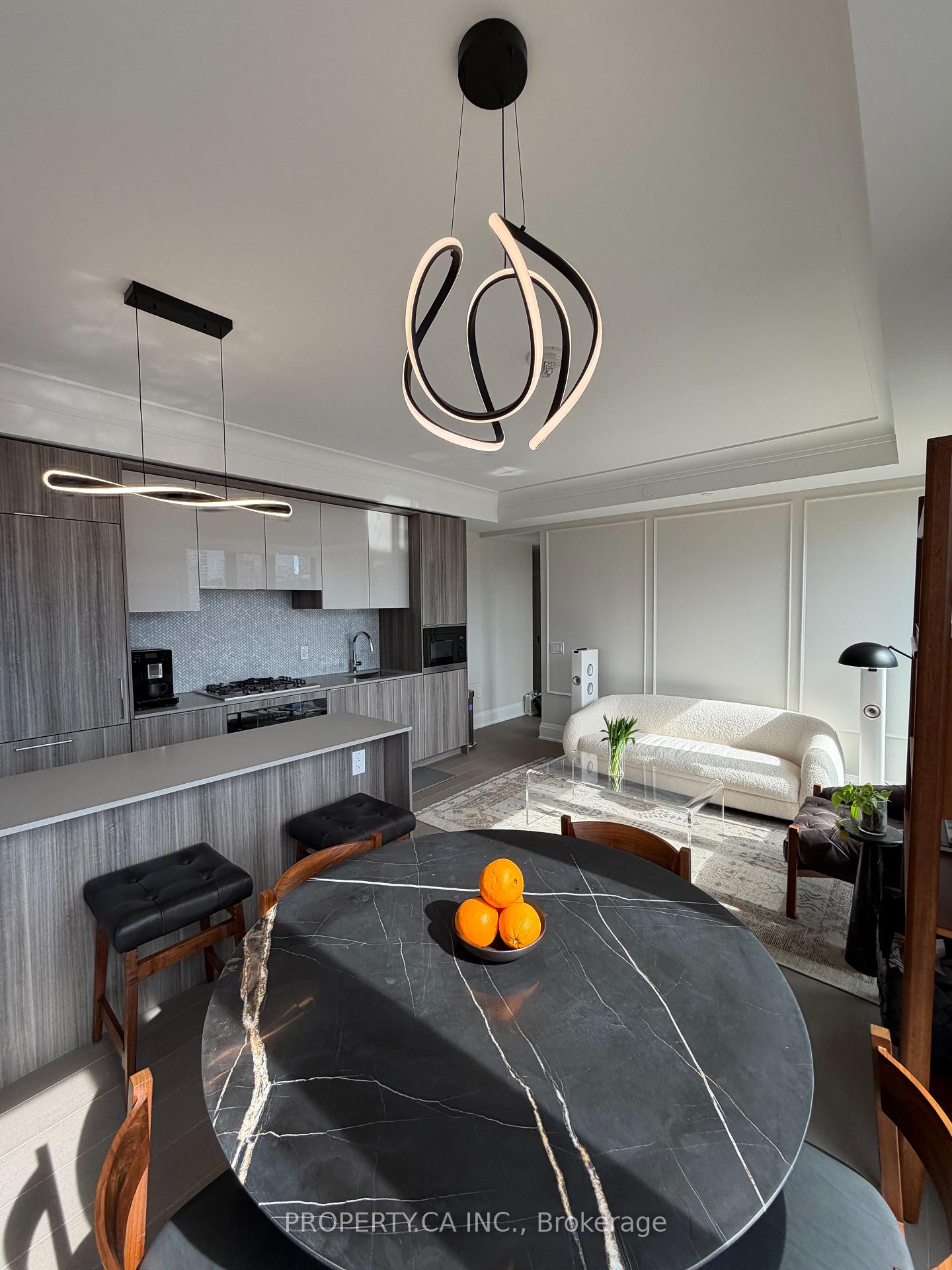 123-portland-street-toronto-ontario-c12863364