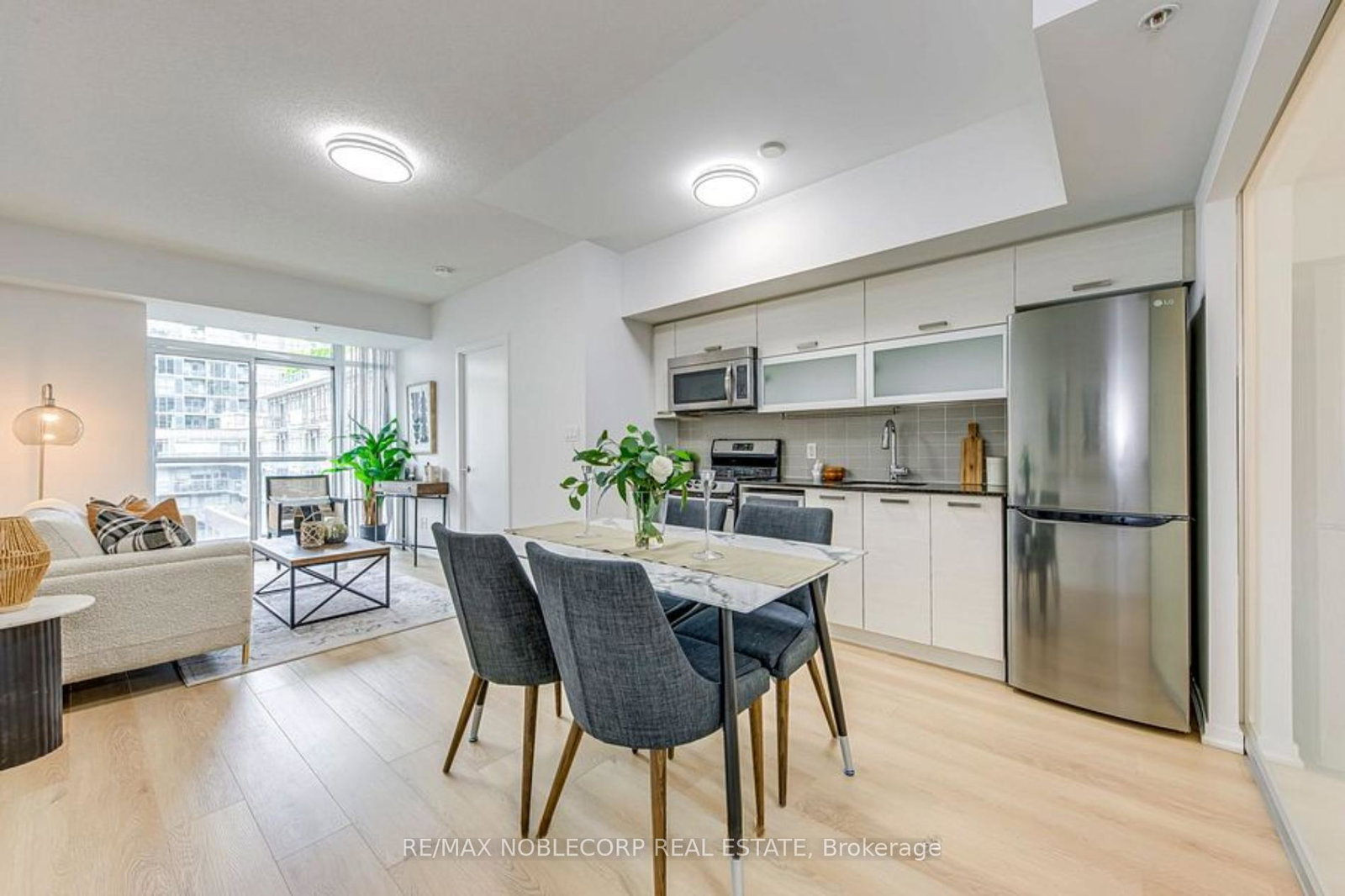 68-abell-street-toronto-ontario-c12863816