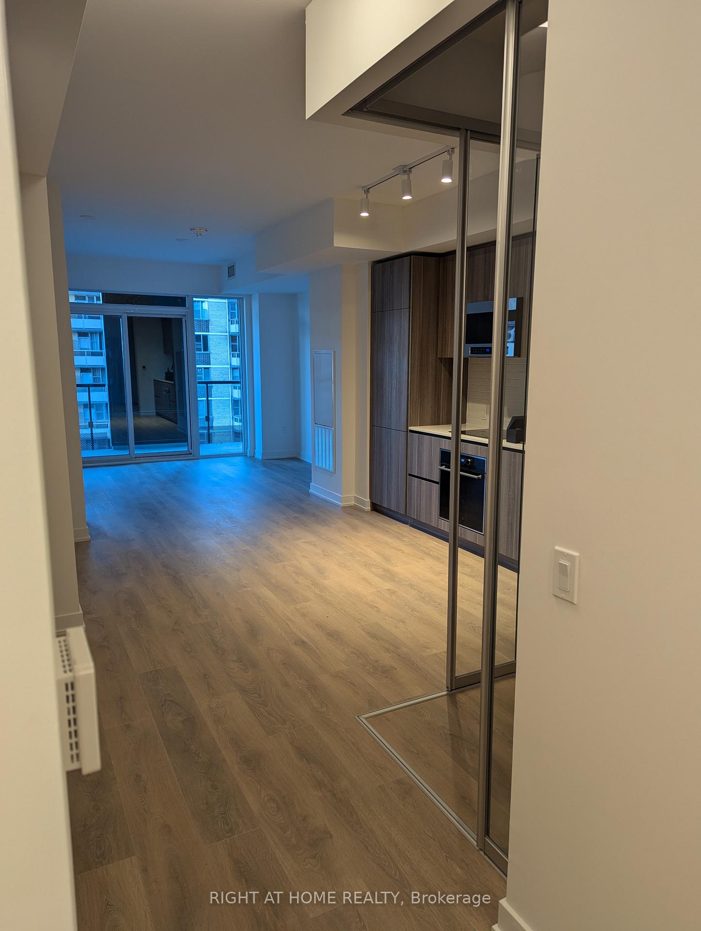 127-broadway-avenue-toronto-ontario-c12863904