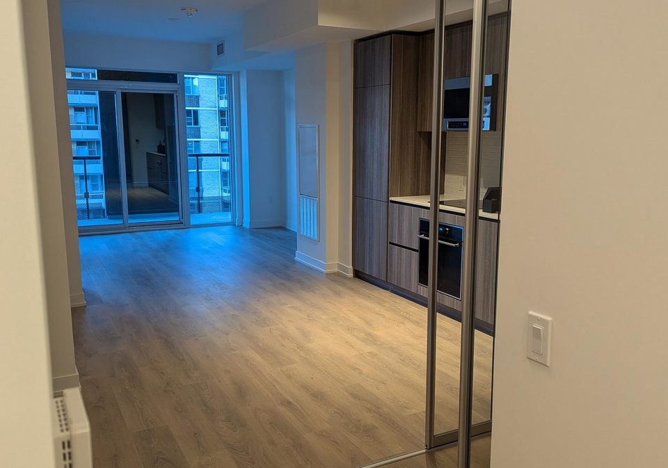 127-broadway-avenue-toronto-ontario-c12863904