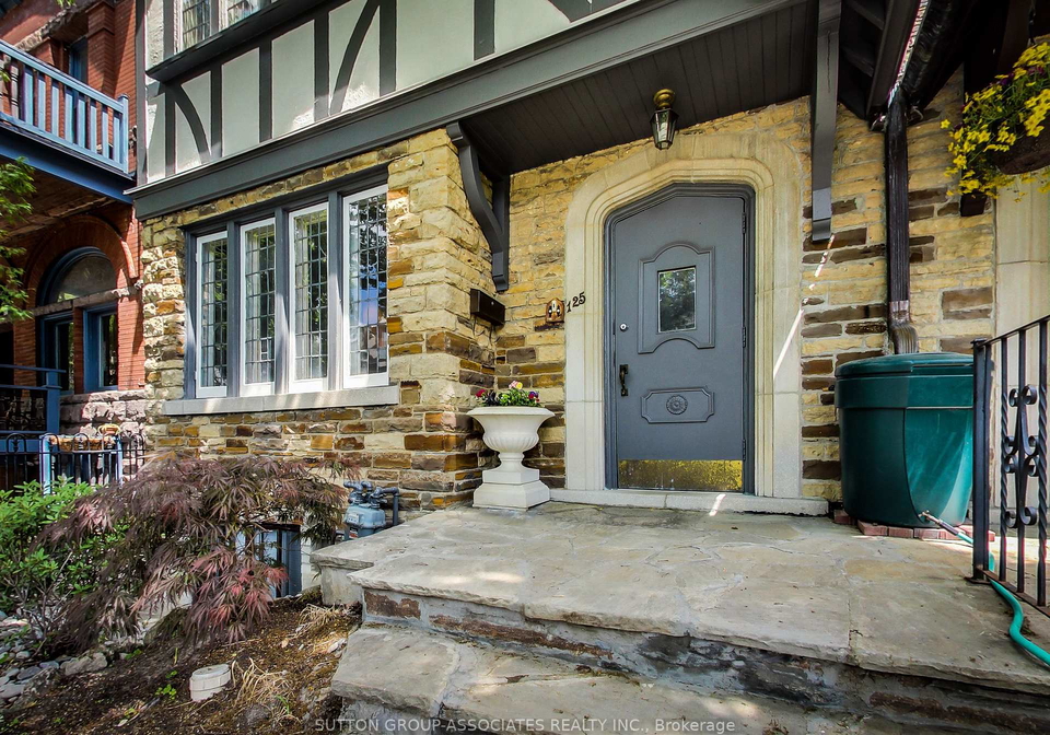 125-walmer-road-toronto-ontario-c12863960