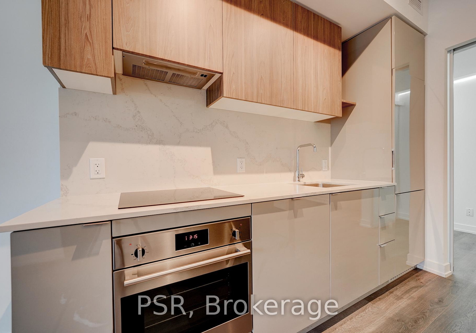 161-roehampton-avenue-toronto-ontario-c12863962