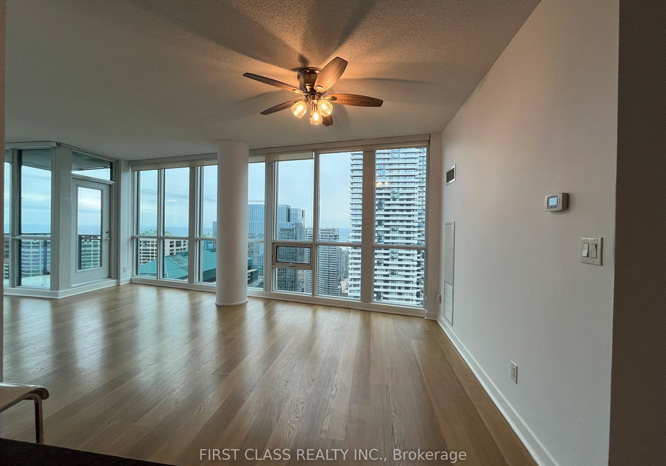 33-bay-street-toronto-ontario-c12864096