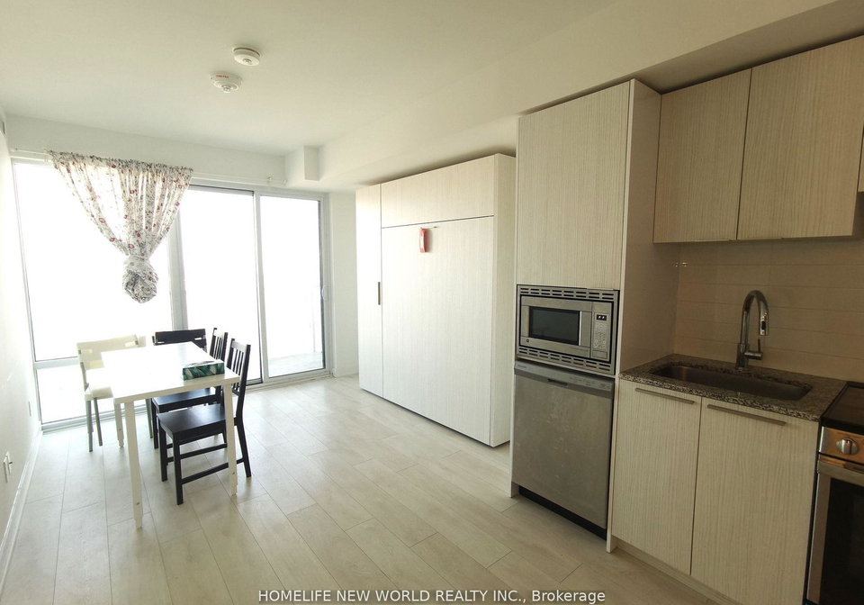 501-yonge-street-toronto-ontario-c12864124