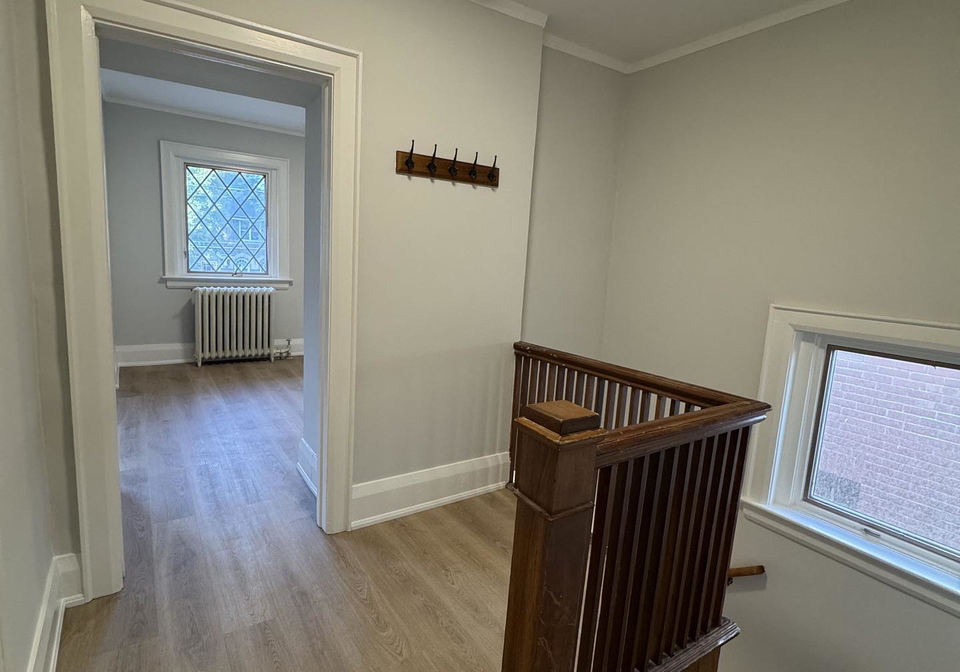 183-st-clair-avenue-e-toronto-ontario-c12864198