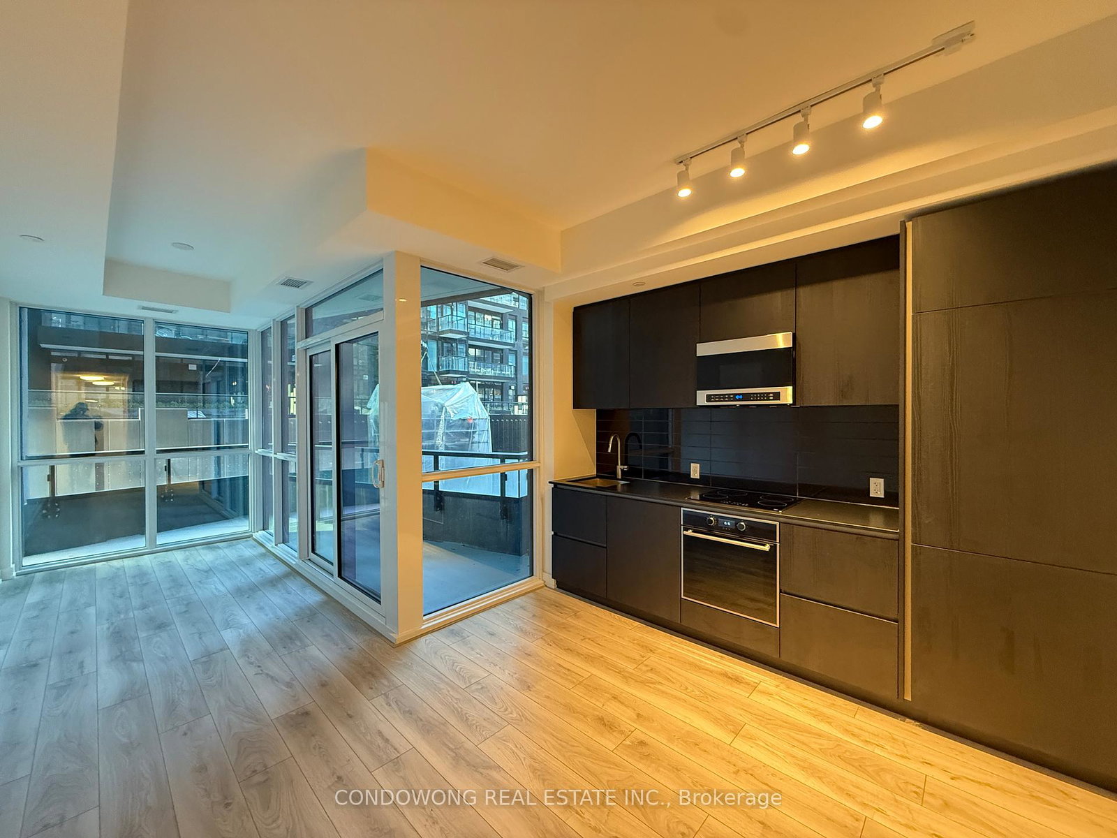 110-broadway-avenue-toronto-ontario-c12864264